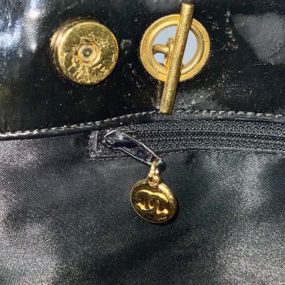 CHANEL Rare Coco Mark Chain Tote bag - Picture 11 of 17